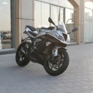 Kawasaki zx6R  Model 2018  Used 2200 km Import Price 26000 aed
