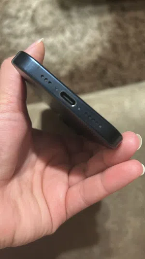 Apple iPhone 15 Pro 128 GB in Amman