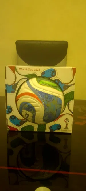 كرة كأس العالم 2026 بالعلبة مميزة