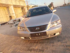 هواند ازيرا اللون رصاصي جمرك سيارة ممتازة