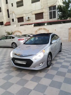 Used Hyundai Sonata in Amman