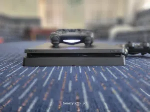 جهاز PS4 سلم مختم مهكر نظام 9.00 مع يدين وكالة ب 225 $ دولار فقط عرض لفترة محدودة !