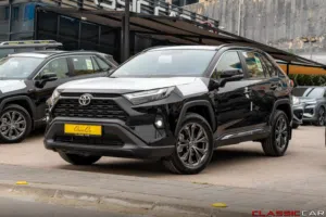 2025 Toyota RAV4 4x4 وارد و كفالة المركزية