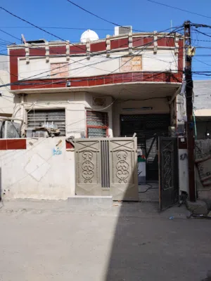 بيت مساحة 100 متر