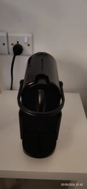 Nespresso Inissia (نسبريسو إينيسيا)مكينة