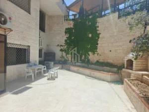 360 m2 4 Bedrooms Apartments for Sale in Amman Jabal Amman