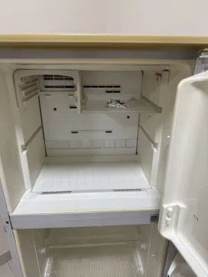 ثلاجة اكير من متوسطه