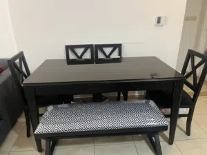 طاولة طعام 6 اشخاص للبيع