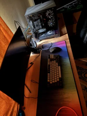 PC مستعمل شبه جديد