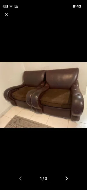 كنب جلد قطعتين