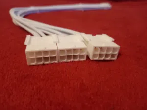 للبيع كيبل 12VHPWR (16-Pin) جديد - لون أبيض