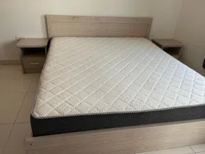 غرفة نوم كاملة مع طقم كنب