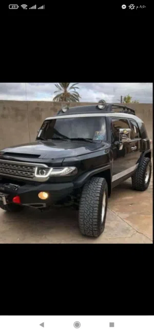 Used Toyota FJ in Tripoli