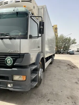 للبيع لوري براد