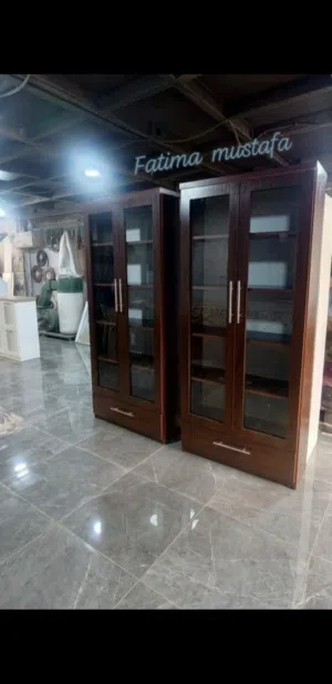 فضية للبيع تقيلة وبتتحمل كل الاوزان بسعر مناااااااااسب  طول180عرض80عمق30 تفصييل غير تجاري مناسبة جدا