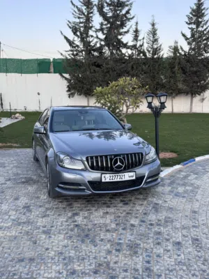 مرسيدس c300