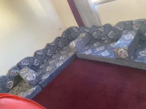 فراش عربي للبيع مع الموكيت والبردايه