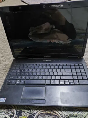 لابتوب مستعمل ونظيف
