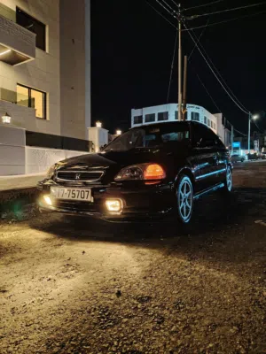 هوندا سيفك موديل 96 لون أسود مميز