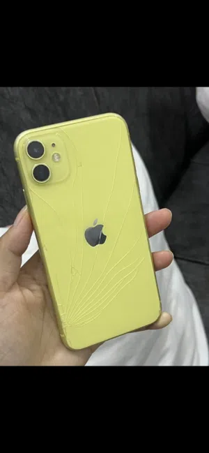 Apple iPhone 11 128 GB in Mafraq