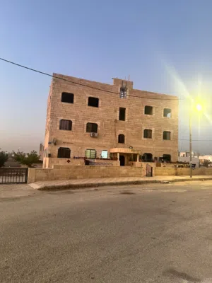 Building for Sale in Amman Marka Al Janoubiya