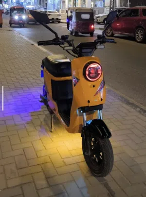دراجه X900  بدون بطاريات للبيع