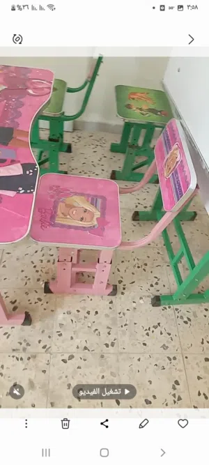 مقاعد مدرسة جدد للبيع