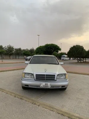 مرسيدس c200 للبيع الرقم