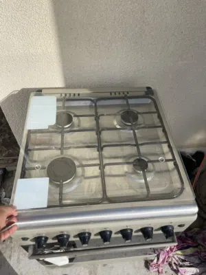 طباخة شبه جديدة Cooker like anew