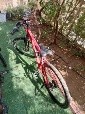 دراجة جبلية بحالة ممتازة للبيع