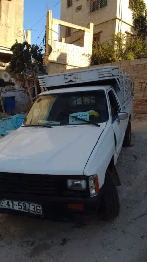 Used Toyota Hilux in Zarqa
