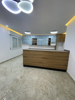 شقة بناء حديث للإيجار السراج بجوار كوبري الثلاجات مطلوب عائلة صغيرة