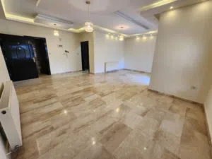 شقة فارغة للإيجار في منطقة خلدا- REF: 14656