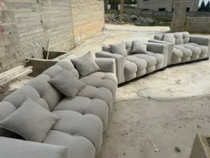 كنب في حالة جيدة