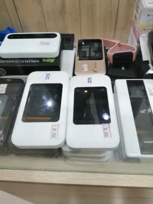 راوترات ثابتة  5g  و متنقلة مستعملة نظيفة