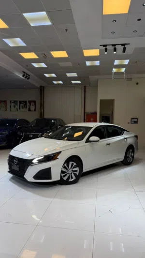 Used Nissan Altima in Ajman