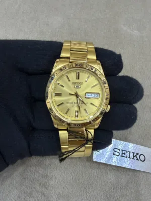 Analog Quartz Seiko watches  for sale in Al Batinah