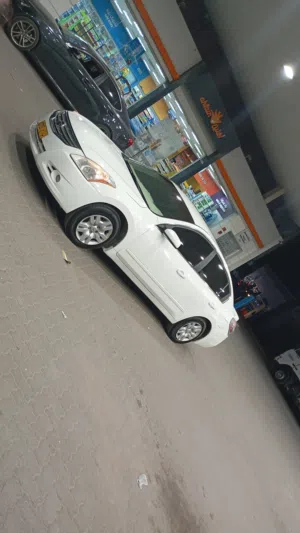 Used Nissan Altima in Al Batinah