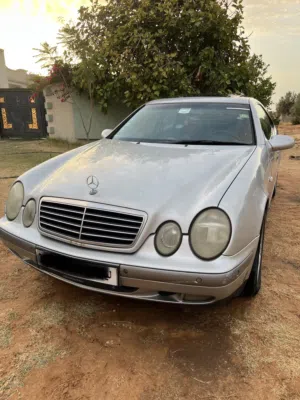 CLK200 مرسيدس