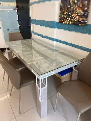 Dining Table with 4 chairs