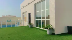 للبيع شاليه مقابل فندق اتـــــانا والحديقة بالاشـــــخرة