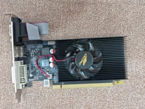 للبيع قرافيك كارد مستعمل 4 شهور GT 730 4GB DDR3