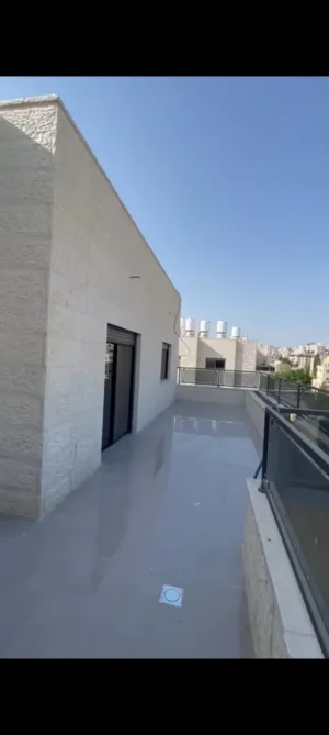 300 m2 4 Bedrooms Apartments for Sale in Ramallah and Al-Bireh Ein Munjid