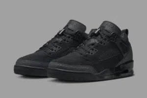 بوت Nike Air Jordan اصلي وبحال الجديد قياس 47.5