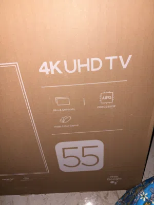 شاشة  TCL 4K UHD TV للبيع