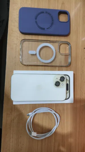 For sale Iphone 15 128gb very good condition. Fix Price. Serious buyer only.