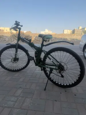دراجة هوائية نوع LAND ROVER للبيع نظيفة جدا و يسمح للتفاوض في السعر