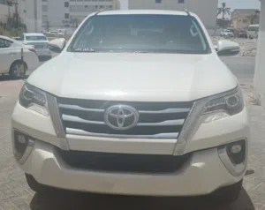 Toyota Fortuner v4 2017  negotiable