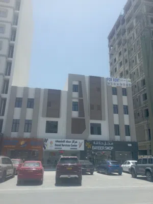 مكاتب للايجار بمساحات مفتوحة في المعبيلة الجنوبية تبعد كيلو ونصف عن نيستو ومسقط مول