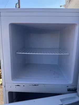 تلاجة للبيع